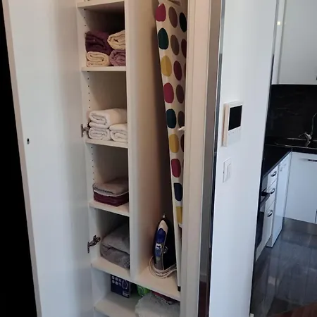 Nina Apartment Split